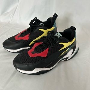 Puma Thunder Spectra Lowtops Sneakers. Men’s size 7.